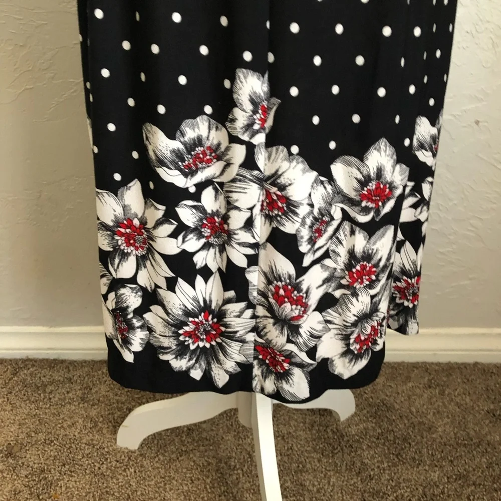 Sandra Darren Polka Dot Shift Dress with Floral Bottom 14 Black White Red - Picture 13 of 15
